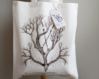 Organic cotton tote bag/projectbag with silkscreened craft illustration