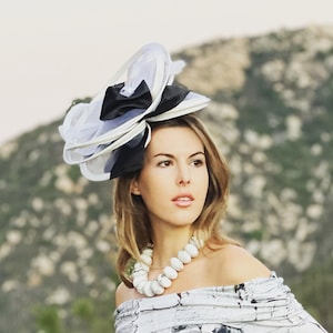 Kentucky Derby Hat Fascinator, Black and White Derby Hat, Black and White Fascinator, White Black Satin Del Mar Hat, Royal Ascot High Tea