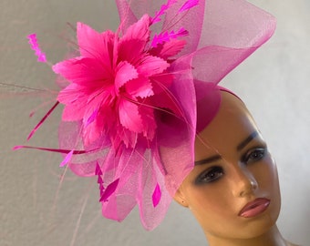 Aimee Fuller Kentucky Derby Fascinator, Royal Ascot Fascinator, Fuchsia Hot Pink Melbourne Cup Hat, Del Mar Opening Day Hat, Breeders Cup