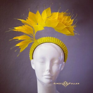Kentucky Derby Hat Fascinator, Feather Crown Fascinator, Yellow Cocktail Hat, Yellow Fascinator, Yellow Royal Ascot Hat, Preakness, Del Mar