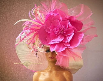 Enorme sombrero Kentucky Derby, crema blanca de té alto sombrero de ala grande Kentucky Oaks, sombrero de flor rosa caliente, sombrero de Pascua, sombrero Del Mar Royal Ascot