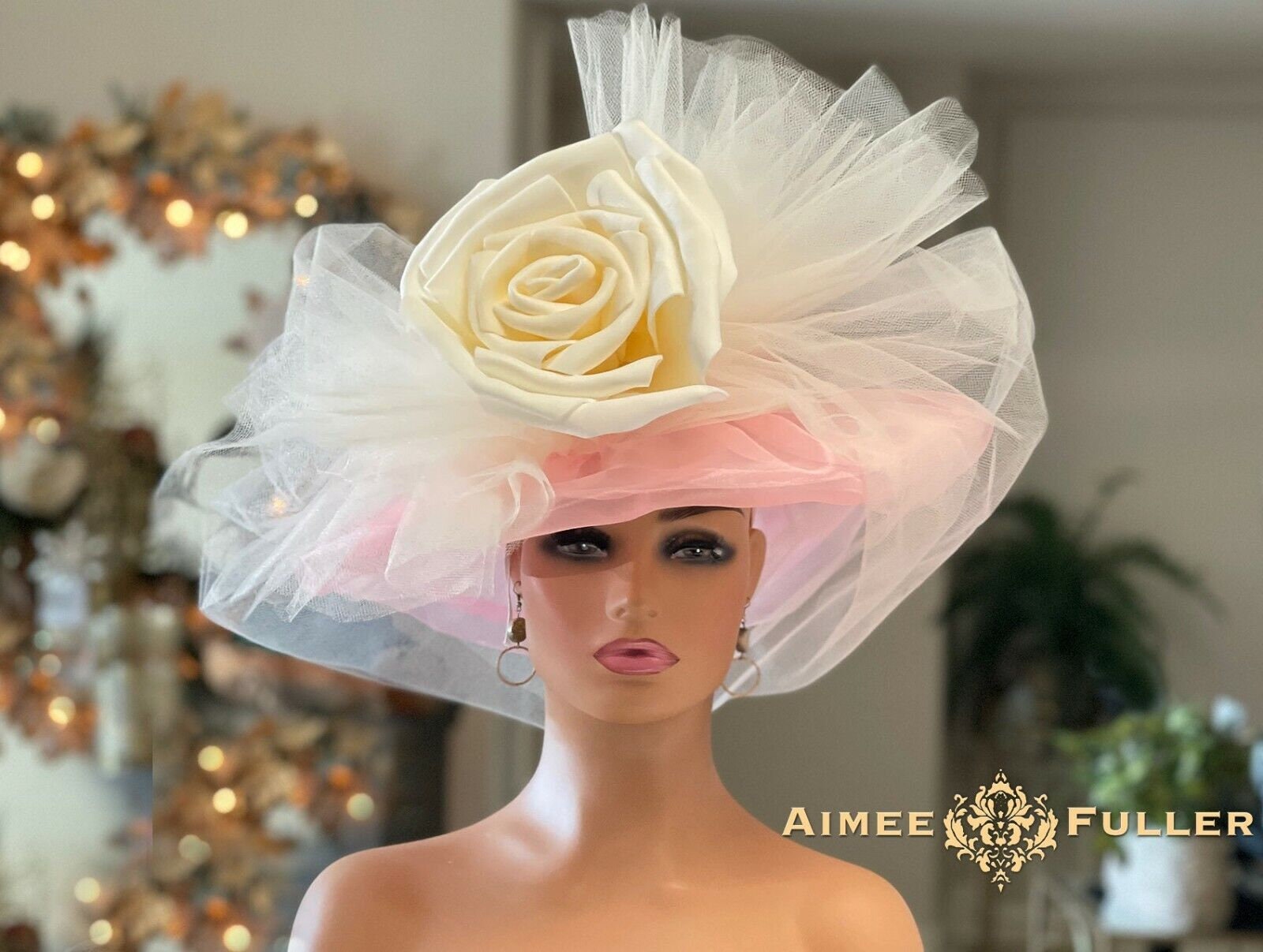 Cappello Da Donna In Organza Oro Per Derby E Matrimonio - Tesa Larga 13 Cm, UV50+, Pieghevole, Taglia Unica (54-58 Cm)