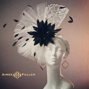 Kentucky Derby Hat Fascinator, Bridal Black Cream White Fascinator Feather Headpiece Del Mar Races Preakness Royal Ascot Hat Melbourne Cup