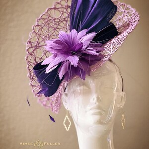 Kentucky Derby Hut, Lavendel Lila Fascinator, Lila Seidenfedern Del Mar Rassen Hut, Royal Ascot Hut, Bordeaux Cup Hut, Breeders Cup Hut