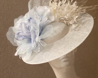 Kentucky Derby Fascinator, Light Blue Royal Ascot Hat, Cream  display picture 3