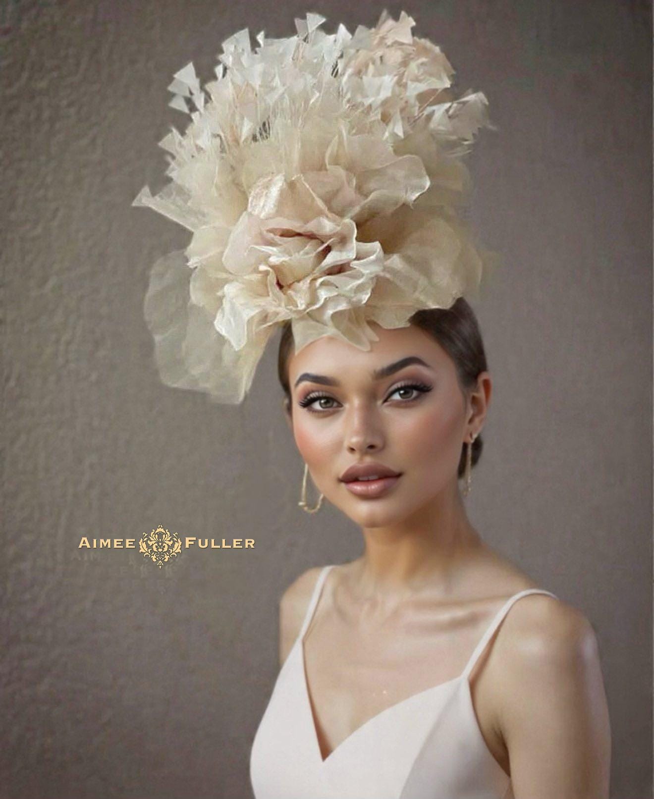 Amazing vintage Modern Miss cream iridescent sequence fascinator hat derby pill Gold Beige Sequin Pillbox Fascinator Hat With Rose and  main image 2