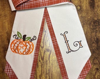 Personalized Embroidered Wreath Sash: Fall Thanksgiving Decor