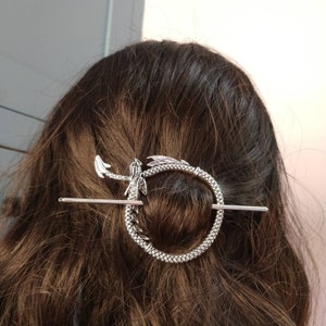 Dragon hair pin / hair clip