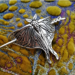 Moth Hair Barrette image 1