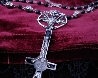 Gotische ketting Baphomet en schedels