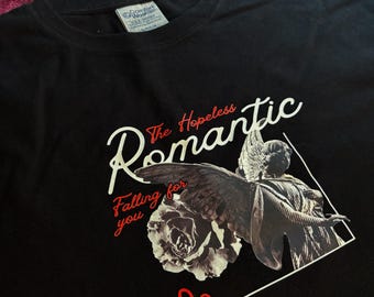 Hopeless Romantic Bookish T-Shirt | dark romance book apparel