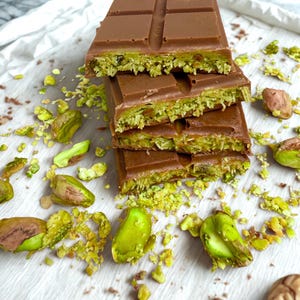 Dubai Chocolate Pistachio Kunafa Bar-Handmade, small size 4.5x1.5x0.5 in