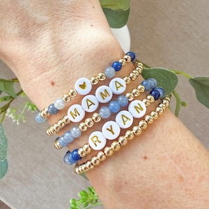 Gepersonaliseerde armbanden, stapelarmband, mama-armband, aangepaste naam kralenarmband, gepersonaliseerd cadeau, kralenarmbanden