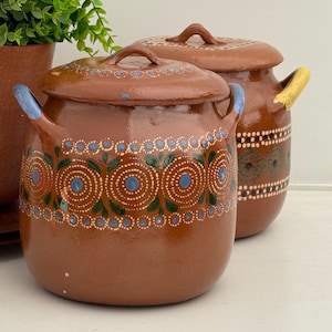 Vintage Mexican Flower Vase, 8-inch, 6qt, Hand-Painted Clay Home Decor