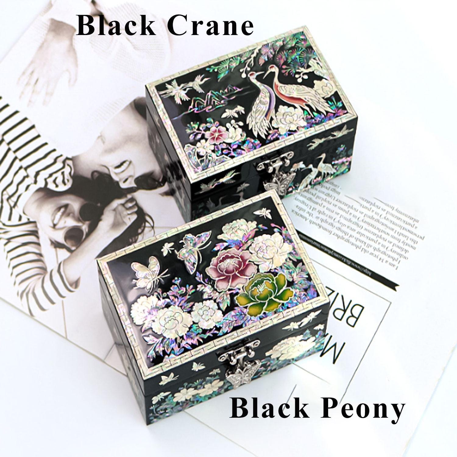 Korean Mother of Pearl Jewelry Box, Handmade Najeon Chilgi