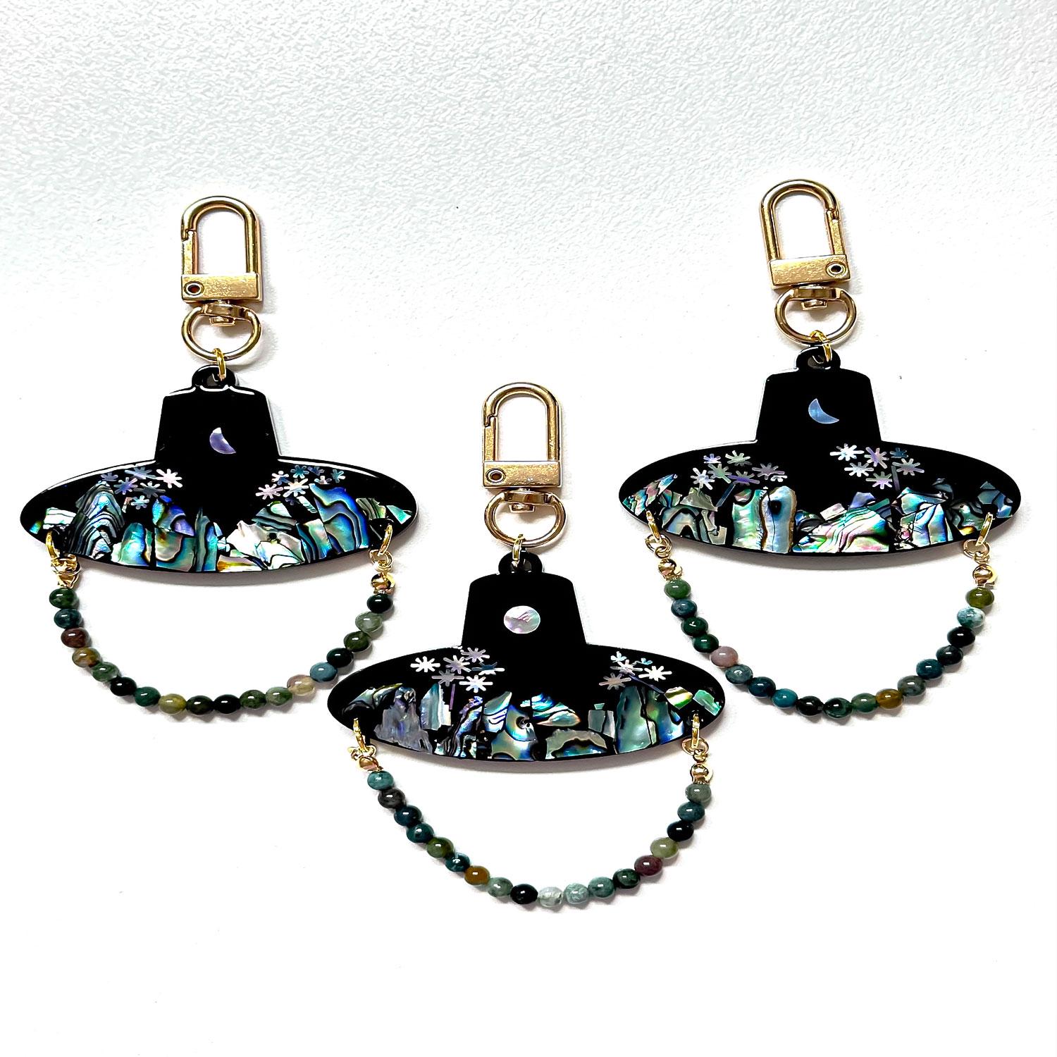 Korean Mother-of-pearl Gat Keychain | Handmade Nacre Pendant