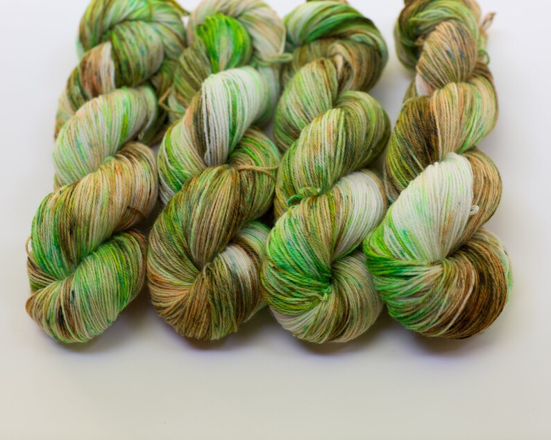 Fingering Yarn CorriedaleNylon