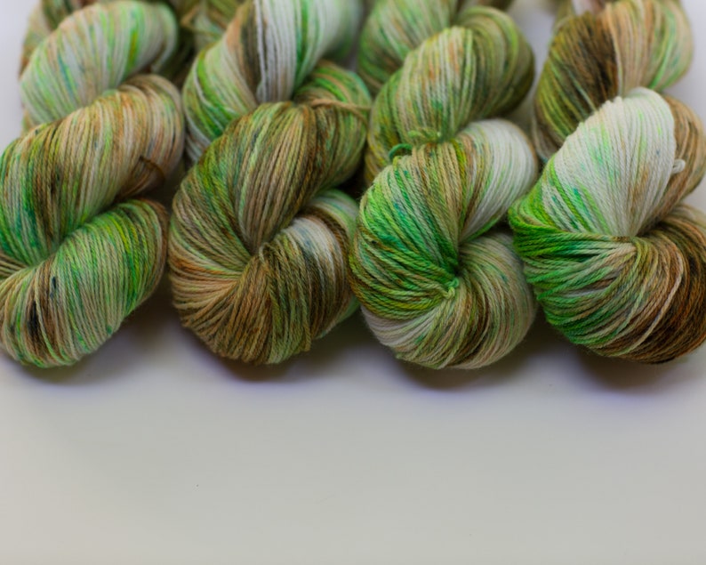 Fingering Yarn CorriedaleNylon