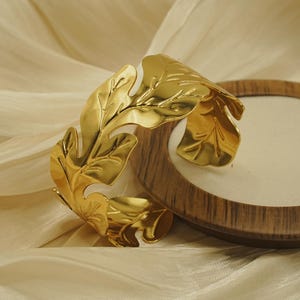 Gold Leaf Cuff Bracelet | Statement Nature Leaf Fashion