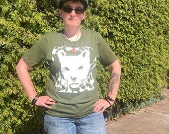 APEX T-shirt with deer and mountain lions