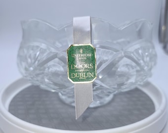 Cuenco con pie de cristal vintage de Waterford Dublin Doors