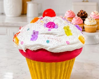 Jätterosa muffinsburk med fejk-topping