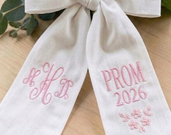 Banda bordada para ramo de flores de graduación para pareja, cinta personalizada con nombre de graduación, regalo de banda con monograma para ella.