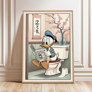 Póster del Pato Donald leyendo el periódico en el inodoro, arte divertido para la pared del baño, póster para el baño, regalo para los amantes de Disney, descarga digital