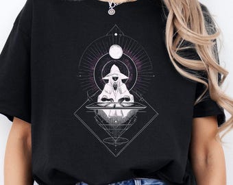 Witchy Tarot Card Women's T-Shirt | Stylistic Witchy, Whimsigothic, Gothic, Occult Style Apparel | Spiritual Divination Top, Gift for Her