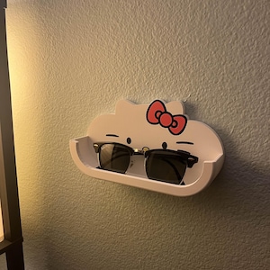 Wall mounted glasses holder (Kitty)