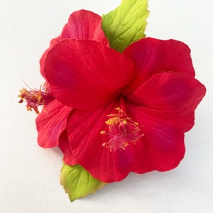 Red hibiscus hair clip/hair flower/50s hair flower/rockabilly flower/hawaiian party hair clip/tropical hair clip/hibiscus hair clip