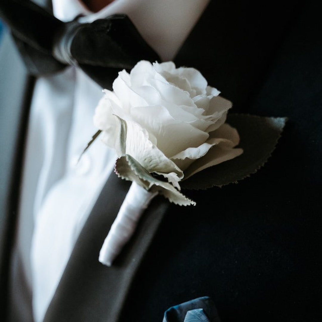 Classic White Rose Boutonniere/formal Buttonhole/white - Etsy