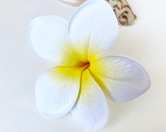 White yellow plumeria/cake flowers/cake topper/single frangipani/cake decorating/single plumeria/diy cake toppers