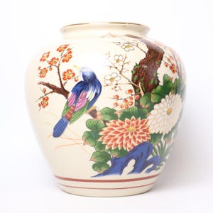 Kutani Seihō Vase - Handpainted Bird & Flower Japanese Porcelain - Vintage Kutani Ware Japan 1900–2000