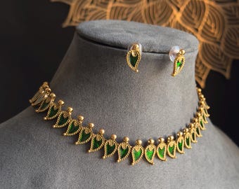 Kerala Mango Dainty Necklace Set | Traditional Green and Red Palakka Necklace set | South Indian Temple Jewellery | South Indian Choker