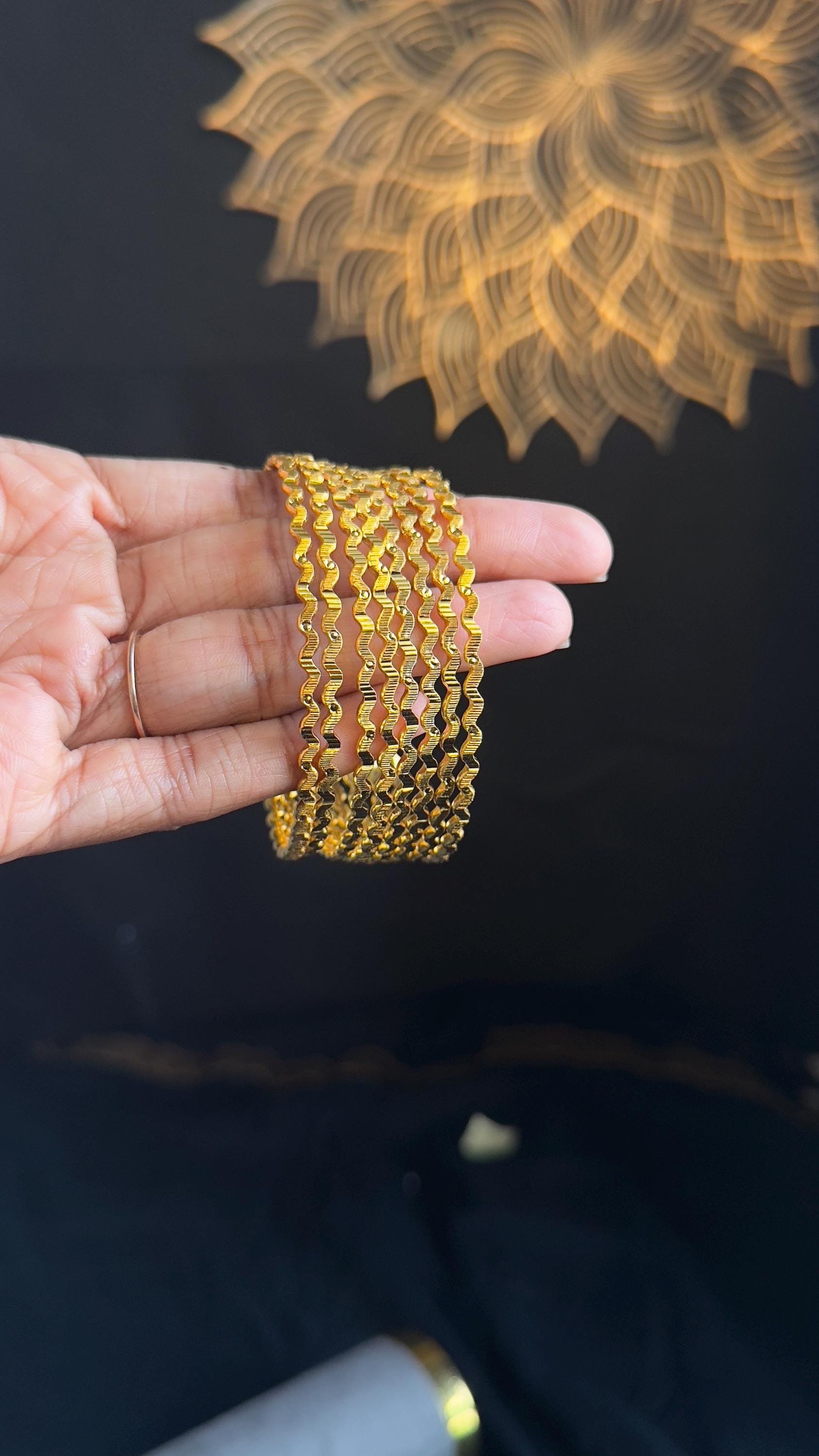 Zigzag Set of 8 Antique Gold Plain Bangle South Indian Jewelry