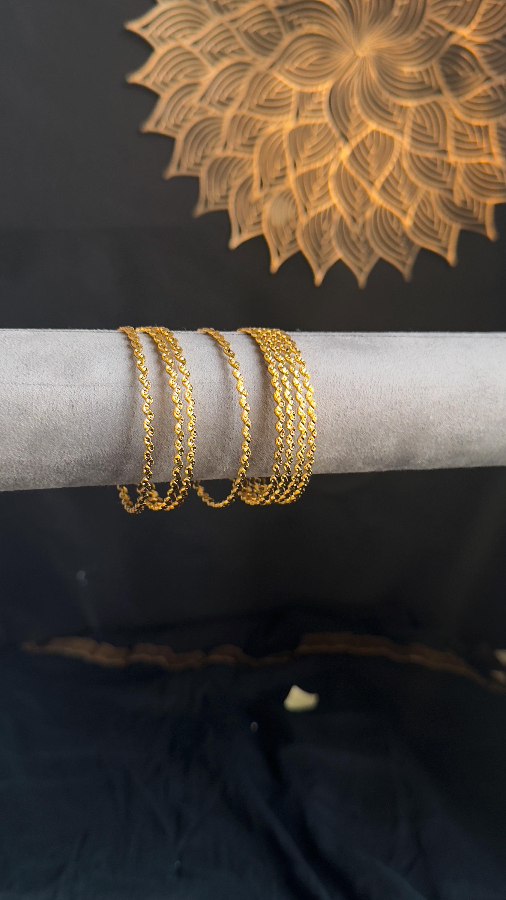 Zigzag Set of 8 Antique Gold Plain Bangle South Indian Jewelry