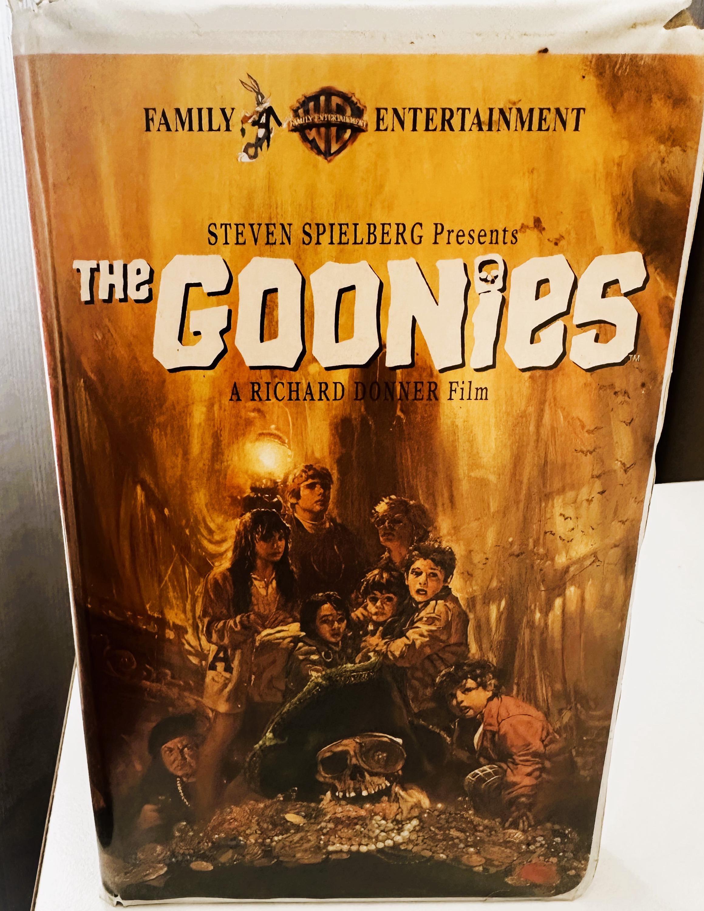 The goonies vhs tape - Etsy 日本