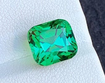Bläulich-grüner Turmalin Edelstein: 5.05 Karat Kissenschliff, Afghanistan