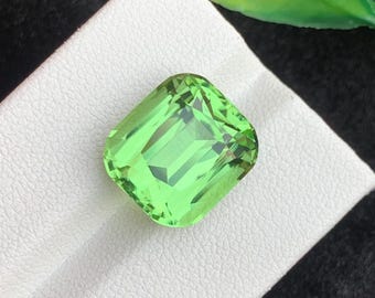 13.08 Carats Loose Green Peridot Gemstone with Cushion Cut from Pakistan, Loupe Clean Clarity