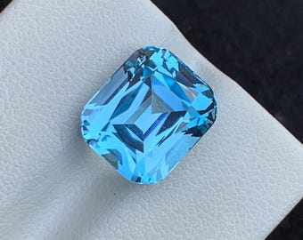 9.30 Carat Cushion Swiss Blue Topaz Gemstone: Loose Jewelry Stone