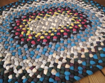 Made To Order Custom Wool Oval Recycled Handmade Braided Rug / Rag Rug in your choice of colors for  bathroom / entry / office / kitchen