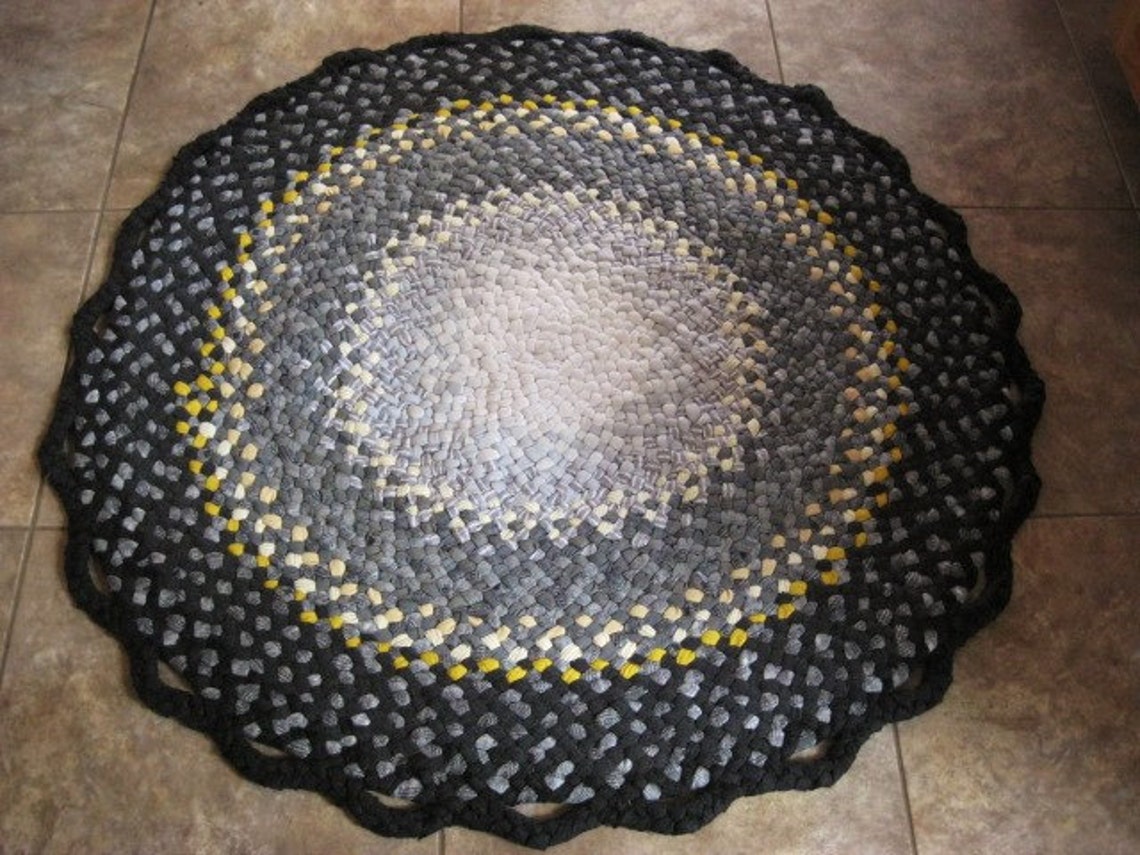 Made To Order Handmade Round Braided Rug / Rag Rug / Carpet in Etsy