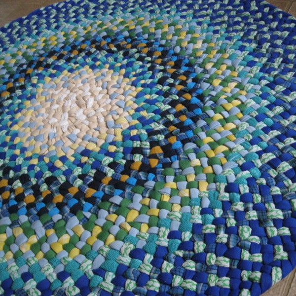 Made to order-Custom Round Braided Rug in Blues from recycled cotton