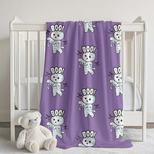 Spooky Halloween Toddler Blanket: Soft Minky Fleece, Ghost Design (30&quot; x 40&quot;)