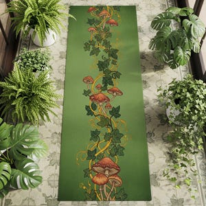 Mushroom Ivy Runner Rug – Forest Green Cottagecore Carpet, Botanical Hallway Decor, Nature-Inspired Gift for Mushroom Lovers