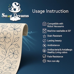 K&ouml;nnte beinhalten: Beiger Teppich mit floralem Muster und dem Text "Snog Dreams". Der Teppich ist maschinenwaschbar, schmutzabweisend und mit Robotersaugern kompatibel. Er ist langlebig, antibakteriell und farbecht.