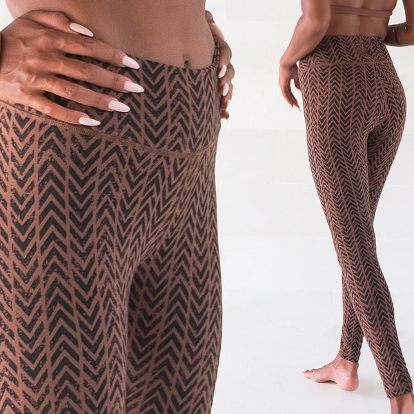 Bedrukte legging van biologisch katoen | Bruine broek met hoge taille | Actieve slijtage | Festivalkleding | Boho | OFFRANDES