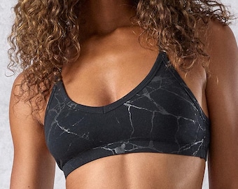 Bralette de algodón orgánico: sujetador de sujeción, sin aros, transpirable, estampado a mano y versátil para yoga y festivales.