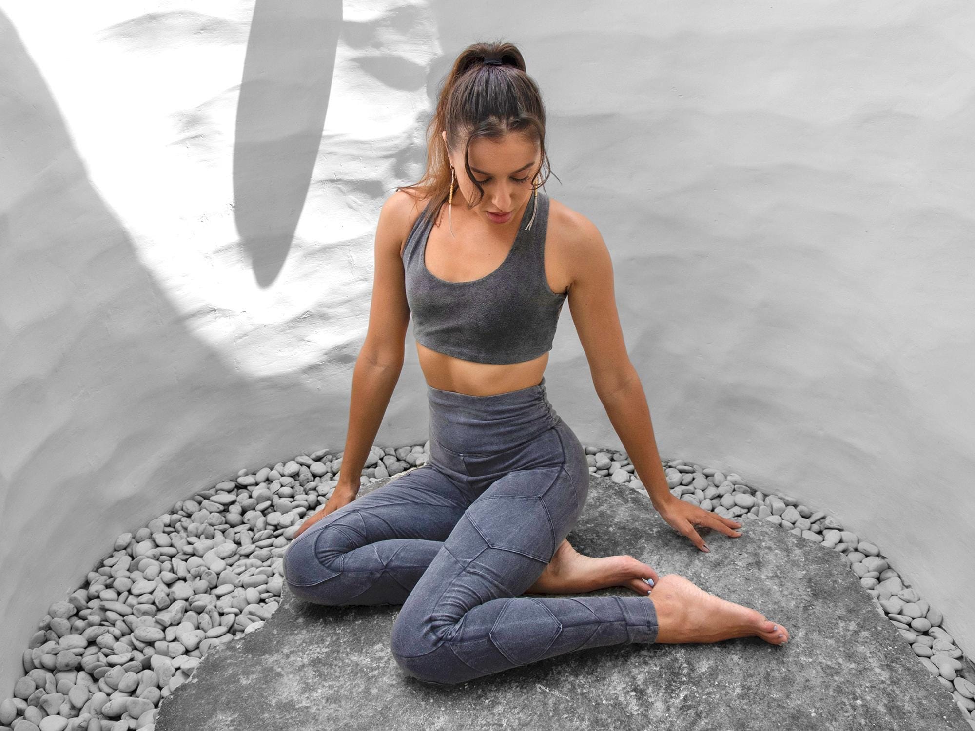 Organic Cotton Yoga Leggings | Urban Chic | Stretchy Pants | Comfortable High Waist | Working from  Home | Activewear | OFFRANDES
